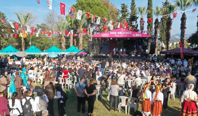 Gazipaşa Çekirdeksiz Nar ve Tropikal Meyve Festivali coşkuyla başladı