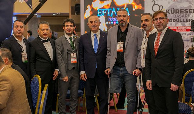 Alanya'da 5. Küresel Başarı Ödülleri töreni yapıldı