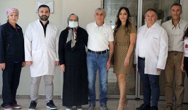 Antalya'da 37 yıllık eşinin böbreğiyle yaşama tutundu