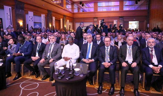 Bakan Memişoğlu: Sağlıkta üç büyük yapay zeka projesi hayata geçirildi