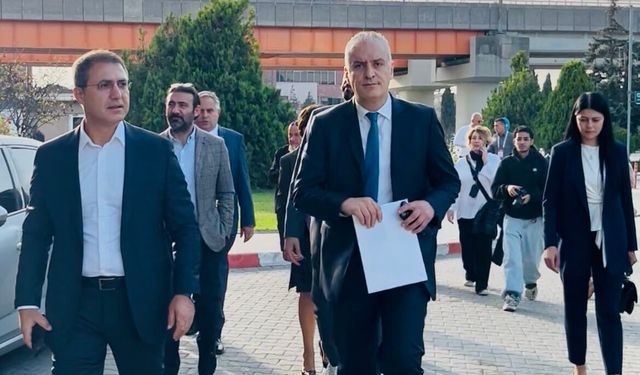 TÜRSAB seçimlerinde Hacıalioğlu'ndan ‘gereksiz masraf' protestosu