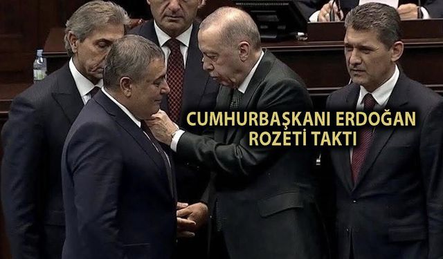 Aksu Belediye Başkanı İsa Yıldırım AK Parti rozetini taktı