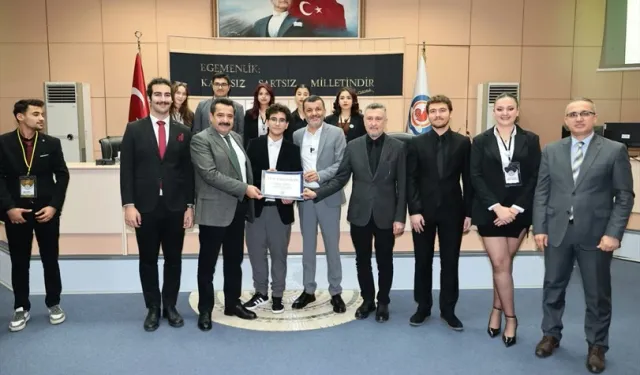 Gençler Denizli'nin geleceğini tartıştı