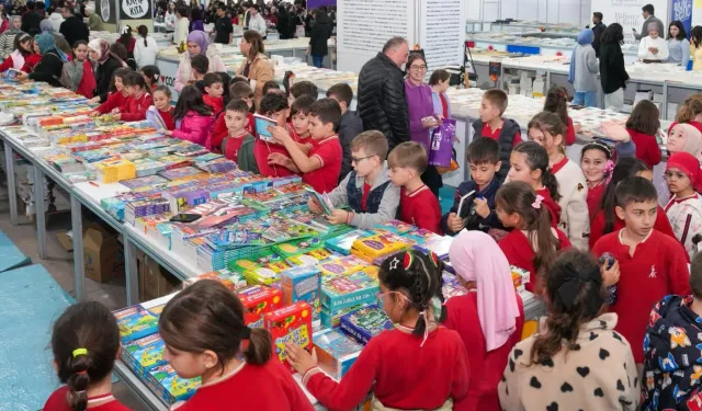 Kitap Günleri'ne 5 günde 135 bin ziyaretçi
