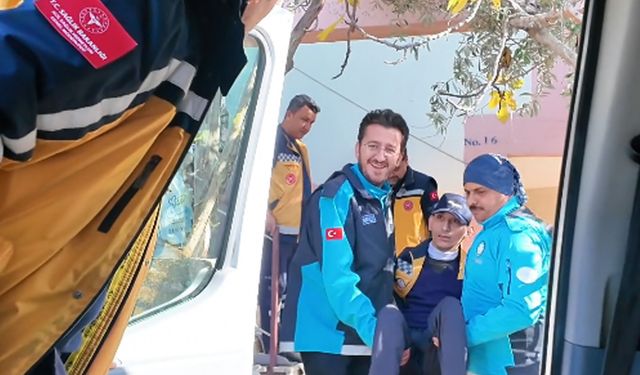 Engelli Hamit'in ambulansla gezme sevinci