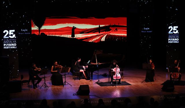 Jamal Aliyev ve Ece Dağıstan'dan müzik ziyafeti