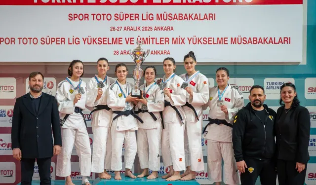 Konyalı sporculardan judoda tarihi başarı