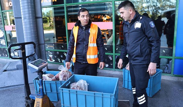 Antalya otogarda usulsüz taşınan 270 kilo ete el konuldu
