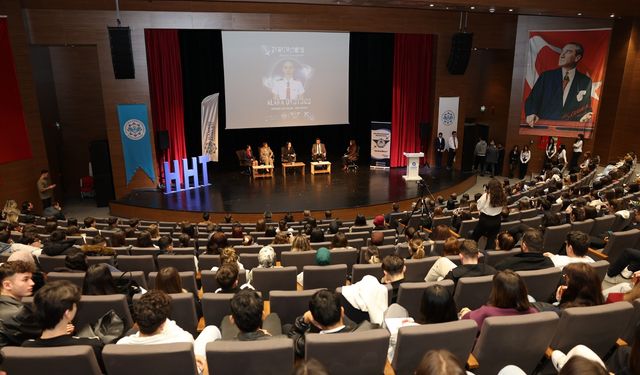 Gökyüzündeki heyecan ALKÜ’de anlatıldı