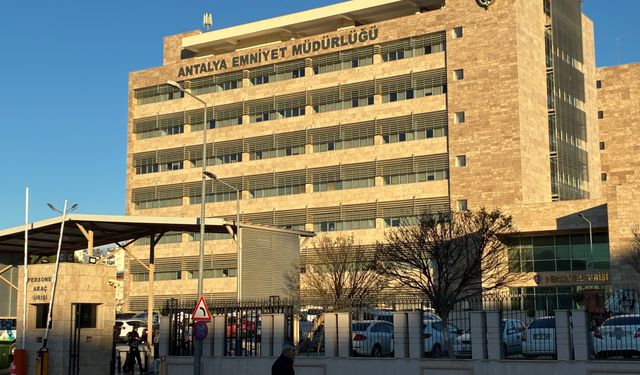 Antalya'da belediye şirketi üzerinden vurgun iddiası: 14 gözaltı