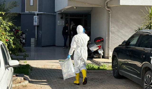 Apartmana kökü koku yayılınca öldüğü ortaya çıktı