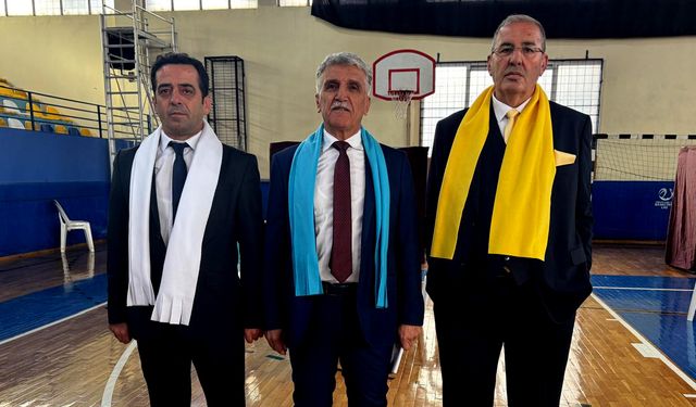 Alanya Minibüsçüler Odası'nda kıran kırana seçim: Paşa Özkan koltuğunu korudu