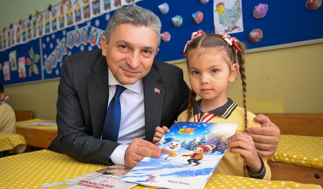 Antalya'da 498 bin 603 öğrenci karne heyecanı yaşadı