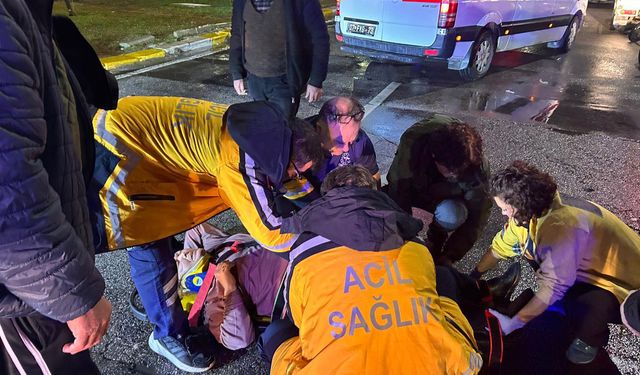 Yaya geçidinde motosiklet çarptı: 2 yaralı