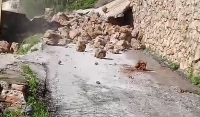 Alanya'da toprak kayması kamerada