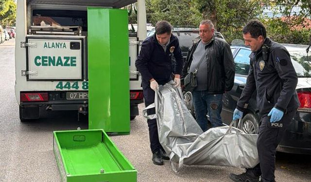 Alanya'da yerleşik Alman evinde ölü bulundu