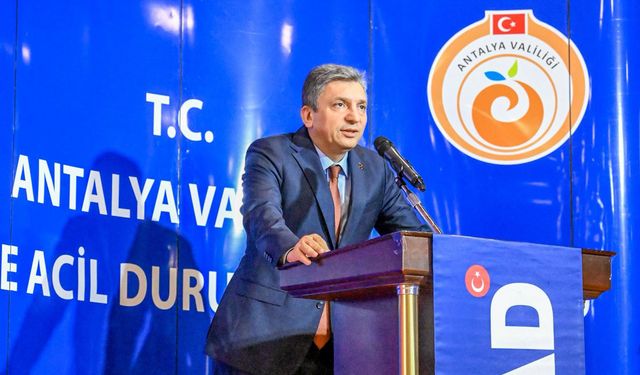 Antalya'da 6 Şubat depremleri anması