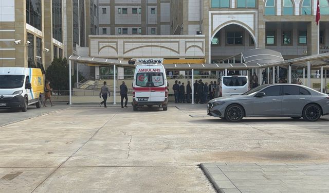 Antalya'da güvenlik görevlisi adliyede ölü bulundu