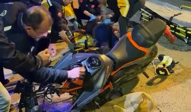 Antalya'da minibüsle çarpışan motosikletin sürücüsü öldü