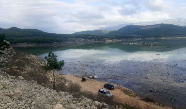 Antalya'da üreticilerden 'Barajdan su bırakılmasın' talebi