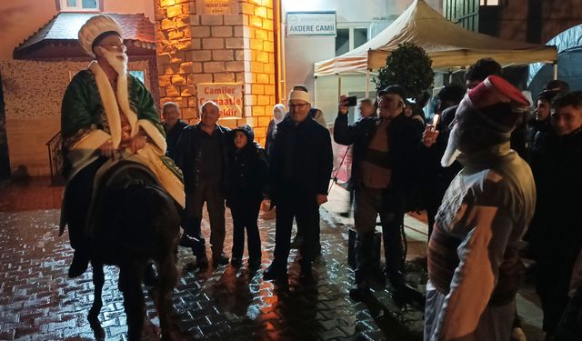 Camide çocuklara Nasreddin Hoca sürprizi