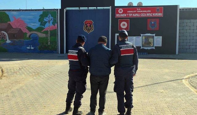 Jandarmanın gözaltına altığı 50 şüpheliden 18'i tutuklandı