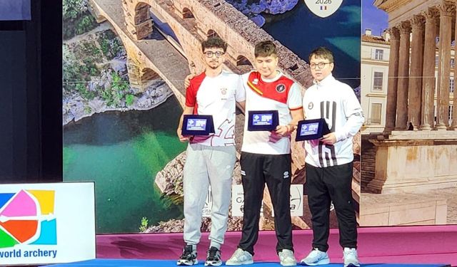 Oyuncak ok ve yay ile başladı, iki kez dünya ikincisi oldu