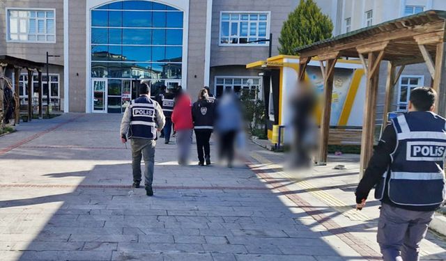 Sahte altın dolandırıcılığına 4 gözaltı