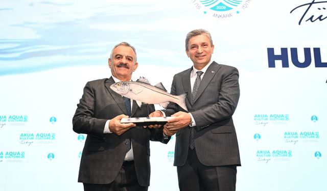 Su ürünleri yetiştiriciliği sektörü Antalya'da bir araya geldi