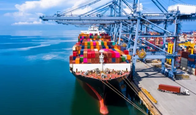 İhracat birim değeri yüzde 13 arttı... Aralık'ta ithalat hız kesti