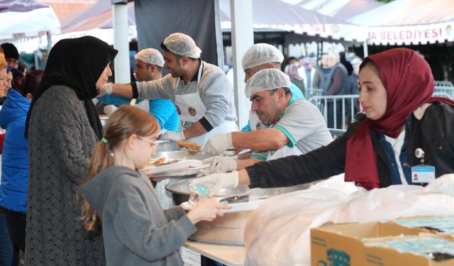 Alanya'da geleneksel iftar sofraları kuruldu