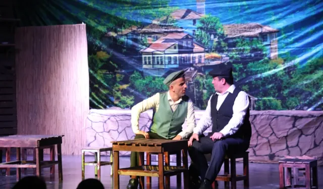 27 Mart 'Komşu Köyün Delisi' ile kutlandı