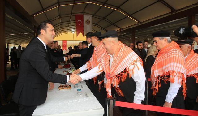 Alanya’da geleneksel bayramlaşma töreni düzenlendi
