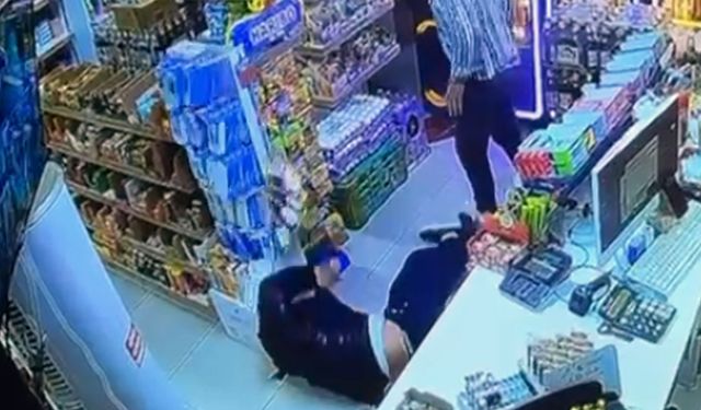 Alkollü iş yeri sahibinin tartıştığı müşteriyi öldürdüğü anlar kamerada