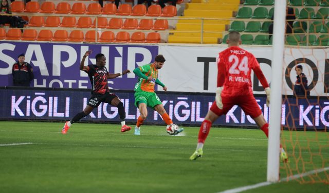 Alanyaspor - Gençlerbirliği: 0-0