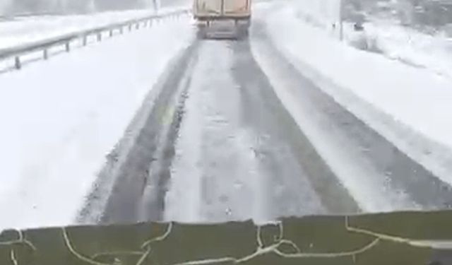 Antalya- Konya yolunda kar yağışı