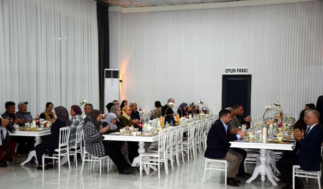 Şehit aileleri ve gazilerle iftar