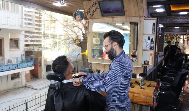 Berberlerden 'bayram tıraşını son güne bırakmayın' çağrısı