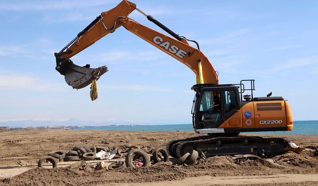 Caretta kumsalındaki temizlik çalışmasında 1500 lağım çukuru tespit edildi