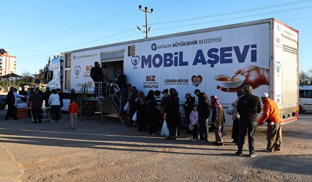 Mobil Aşevi Ramazan bereketini mahallelere taşıyor