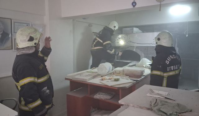 Pide salonunda doğal gaz patlaması: 1 yaralı