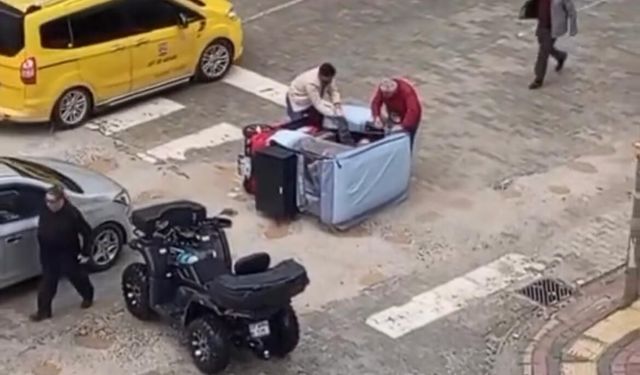 Alanya'da bozuk yol ve yağmur kazaya neden oldu