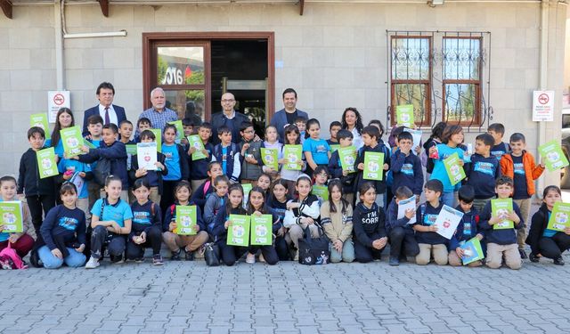 Gazipaşa'da öğrenciler yerel yönetimi yerinde öğrendi