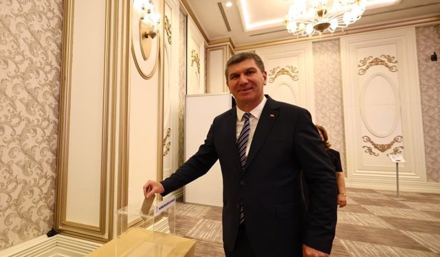 Başkan Ercengiz, Akdeniz Belediyeler Birliği Başkanı seçildi