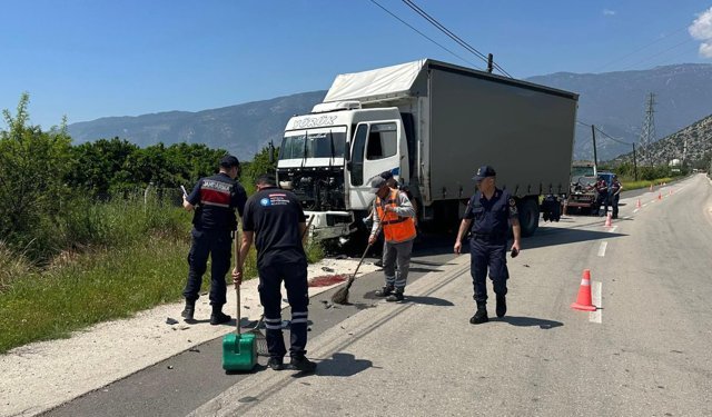 Motosiklet sürücüsü kazada hayatını kaybetti