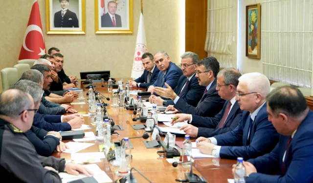 Ankara'da kritik maden zirvesi! Grevleri bitirecek uzlaşma aranıyor