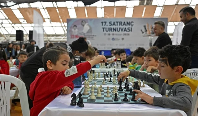 Antalya'da 23 Nisan coşkusu başladı