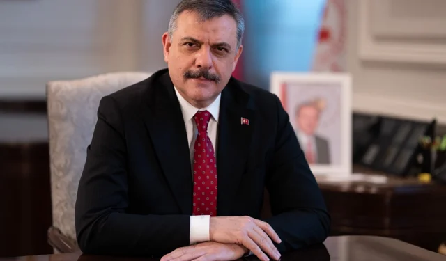 Bakan Çiftçi'den 27 Nisan E-Muhtırası paylaşımı