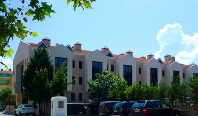 Belediye Meclisi'nde kira polemiği... Helvacı kağıdı değil, noterli 37 yıllık sözleşme!