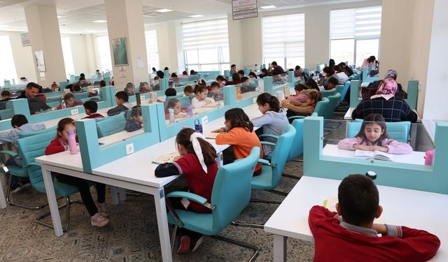 ALKÜ’de Kütüphane Haftası dolu dolu geçti